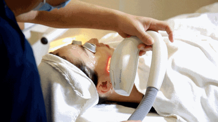Có đủ để làm trẻ hóa da sáng mạnh chỉ trong mười phút không?